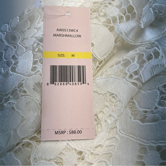NWT Nanette Lepore Lace Top Marshmallow White Sz Medium - Picture 6 of 6